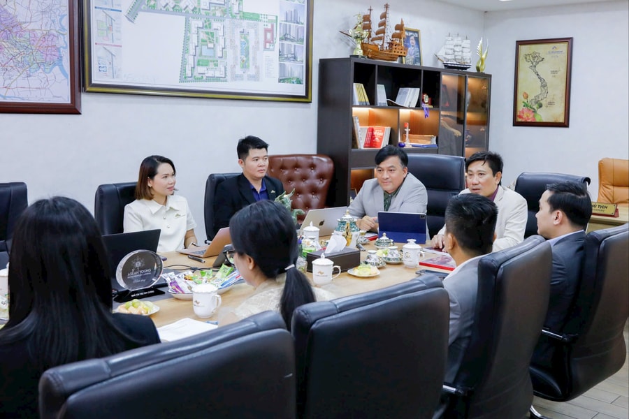 Đoàn thẩm định số 36 khảo sát ứng viên cho Giải thưởng Sao đỏ 2025