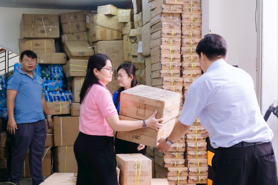 MTTQ TP.HCM gửi hơn 70 tấn hàng cứu trợ tới các địa phương bị ảnh hưởng bởi bão, lũ