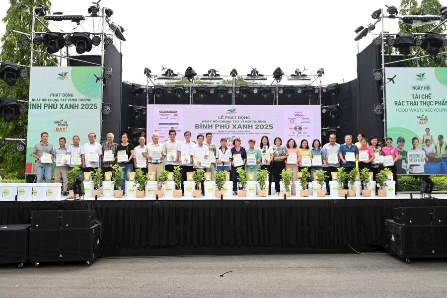 Phát động ngày hội “Chung tay vì môi trường - Bình Phú xanh 2025”