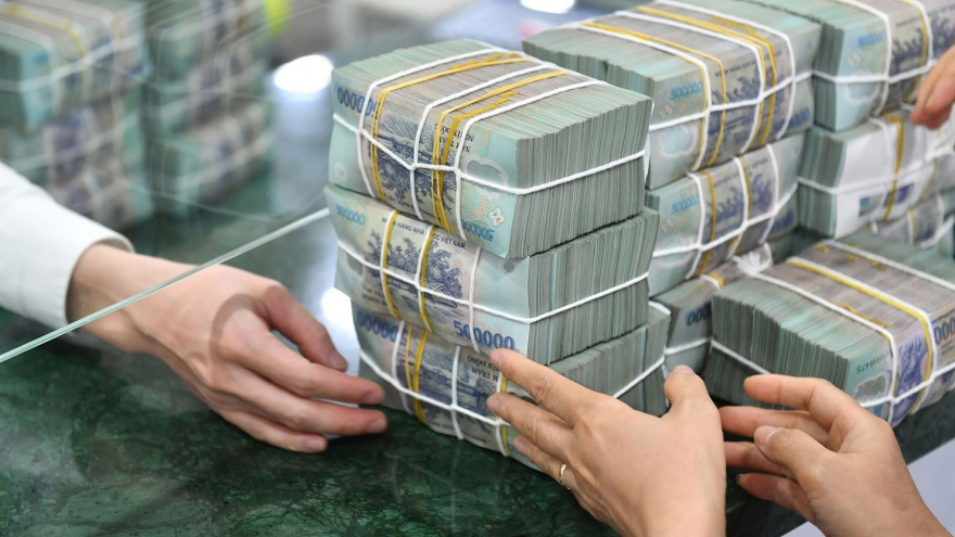 Kinh tế khởi sắc, thu ngân sách 10 tháng đạt hơn 2,18 triệu tỷ đồng