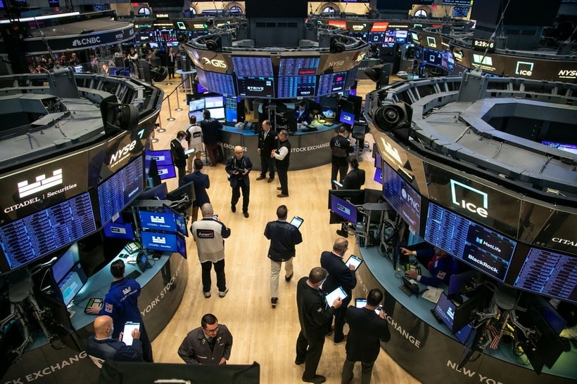 Nasdaq mất đà sau chuỗi tăng nóng của cổ phiếu công nghệ