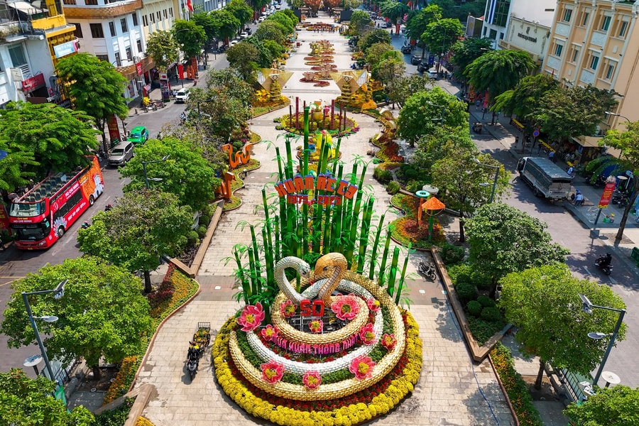 Đường hoa Nguyễn Huệ Tết Bính Ngọ 2026 mở cửa trong 8 ngày