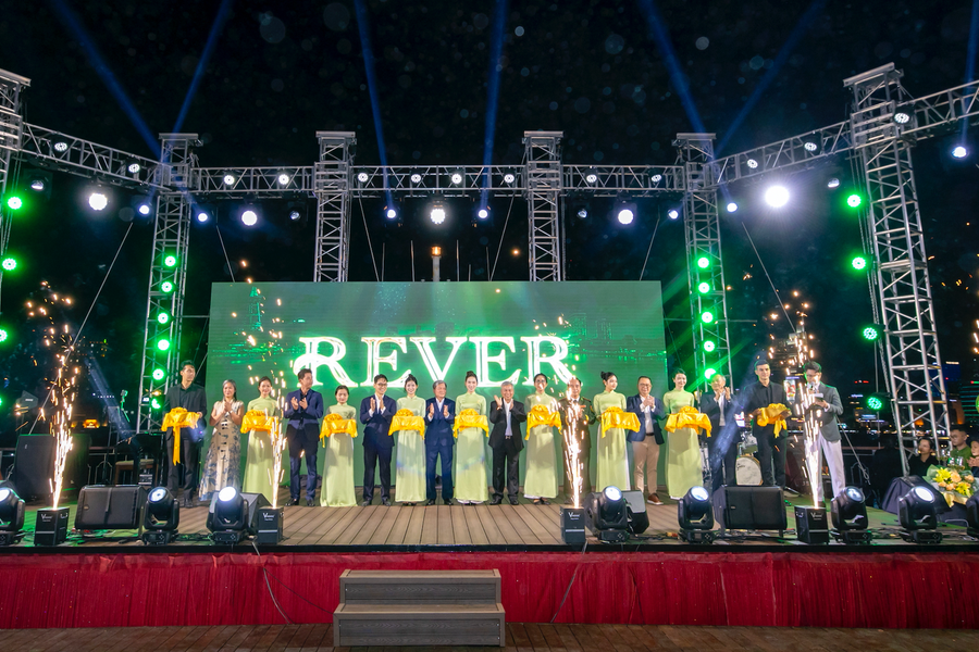 Du thuyền ẩm thực REVER Cruise: Sản phẩm mới thúc đẩy kinh tế đêm TP.HCM