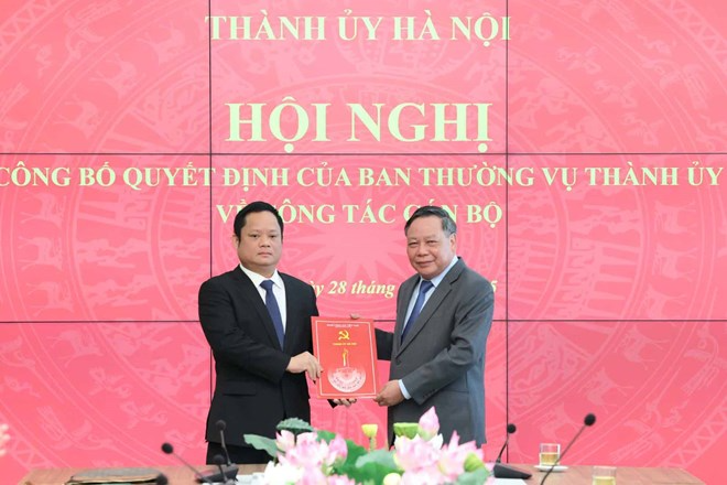 Phó Chủ nhiệm Văn phòng Quốc hội được điều động về công tác tại Thành ủy Hà Nội