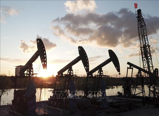 Giá dầu Brent duy trì đà tăng giữa bất ổn địa chính trị