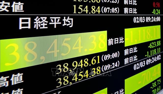 Chứng khoán khu vực biến động trái chiều trước kỳ vọng Fed hạ lãi suất