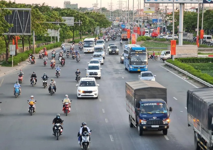 TP.HCM xây dựng vùng kiểm soát khí thải, tăng mức xử phạt phương tiện không đạt chuẩn