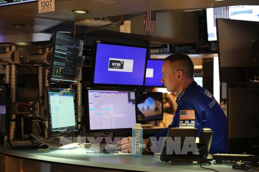 Nhà đầu tư toàn cầu giữ tâm thế thận trọng trước quyết định chính sách của Fed