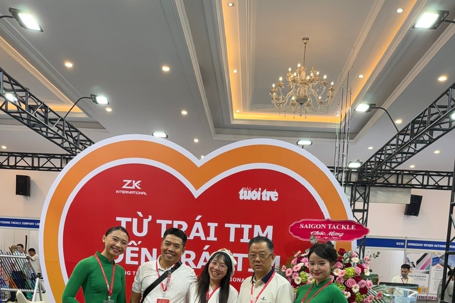 Doanh nghiệp Trung Quốc ủng hộ 280 triệu đồng giúp miền Trung