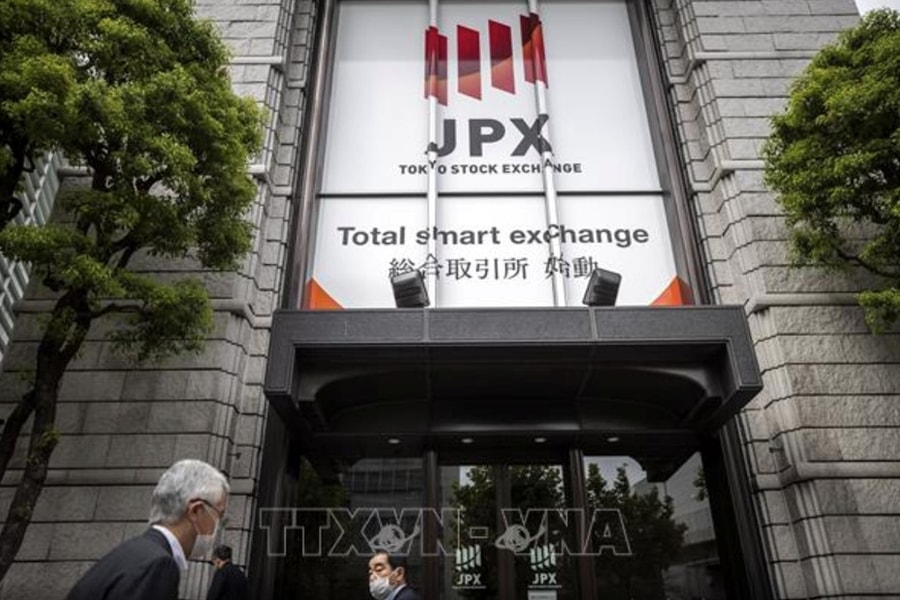 Chứng khoán châu Á đồng loạt điều chỉnh do áp lực từ cổ phiếu công nghệ