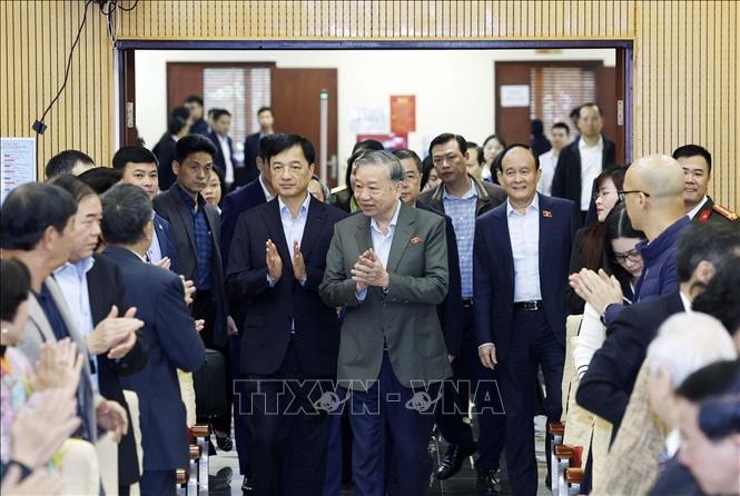 Tổng Bí thư Tô Lâm tiếp xúc cử tri 11 phường tại Hà Nội