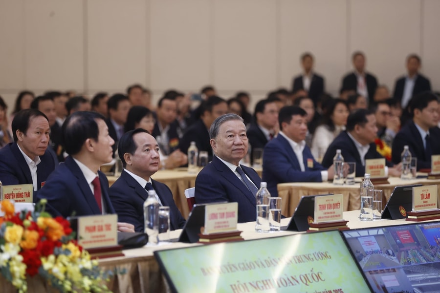 Tổng Bí thư Tô Lâm dự Hội nghị toàn quốc tổng kết công tác Tuyên giáo và Dân vận