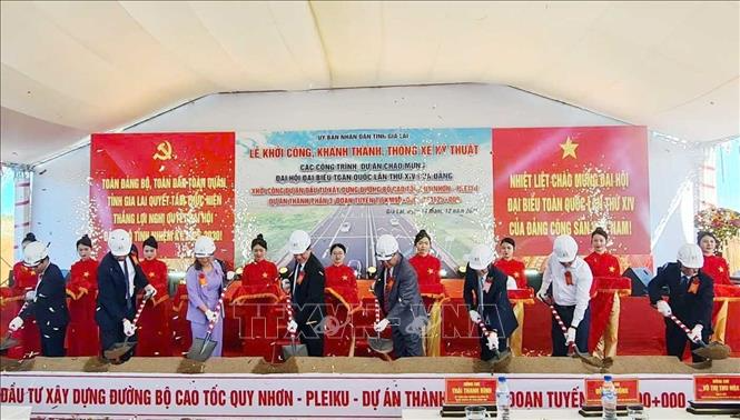 Khởi công cao tốc Quy Nhơn - Pleiku, mở trục kết nối chiến lược Đông - Tây