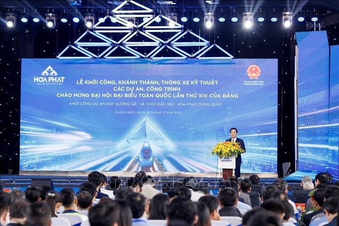 Hòa Phát khởi công Nhà máy sản xuất ray đường sắt và thép đặc biệt tại Dung Quất