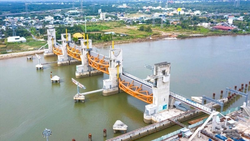 TP.HCM được yêu cầu khẩn trương thanh toán dự án ngăn triều 10.000 tỷ đồng