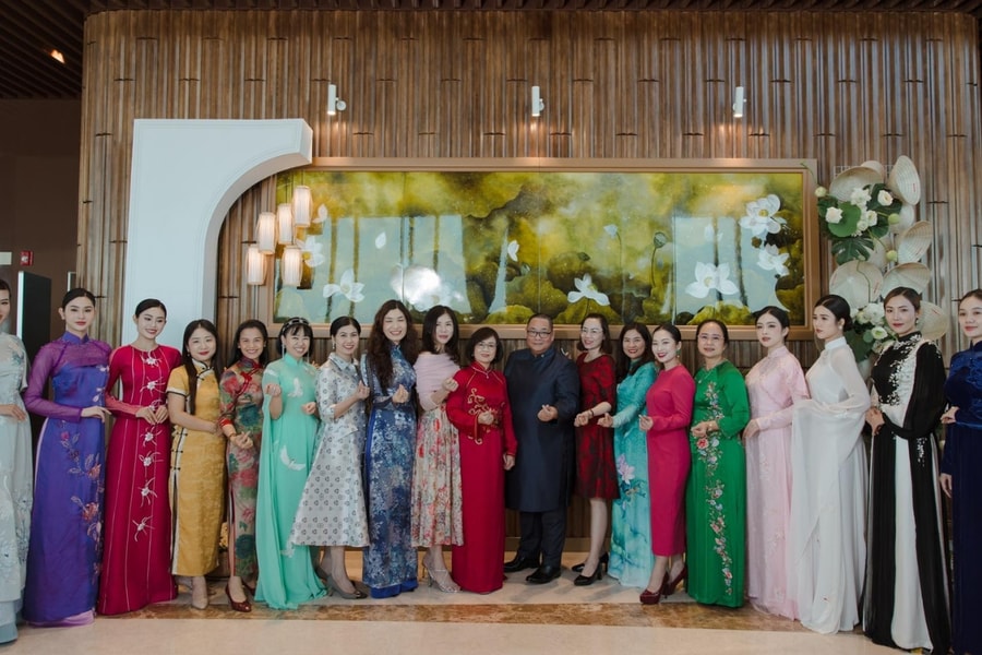 Áo dài - Từ di sản văn hóa đến nguồn lực của kinh tế sáng tạo đô thị