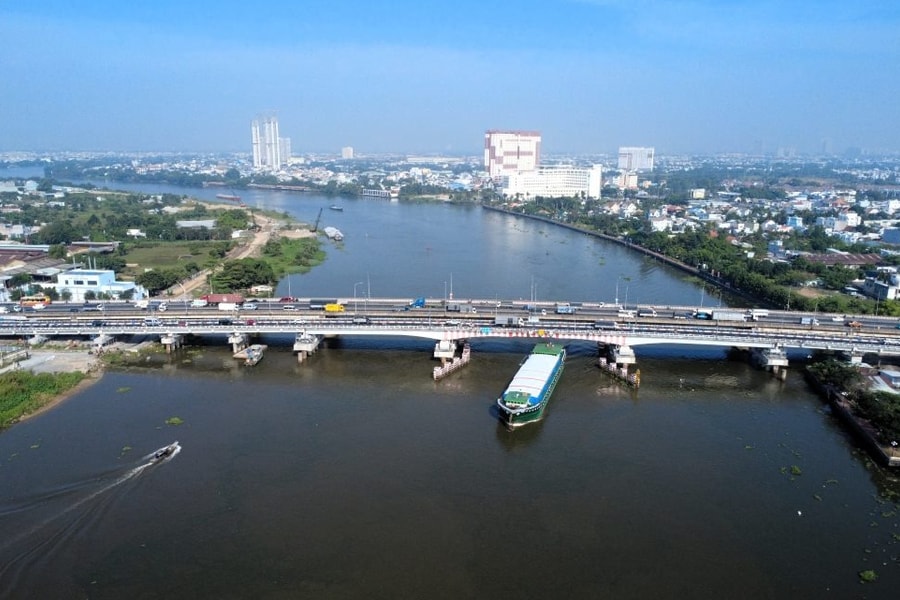 Cầu Bình Phước 1 chính thức thông xe sau khi nâng tĩnh không