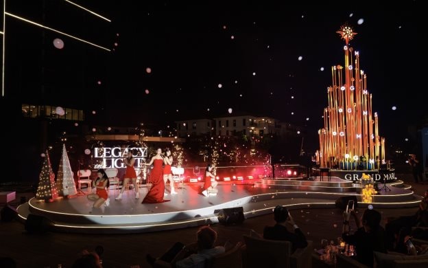 Theo chân Sao Việt trải nghiệm “cuộc sống hàng hiệu” tại Grand Marina Saigon