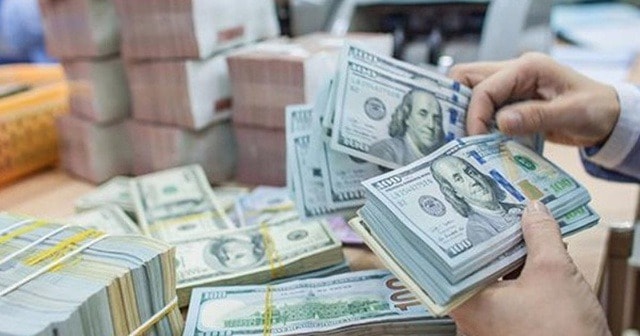 Giao dịch ngoại tệ trái phép có thể bị phạt đến 100 triệu đồng