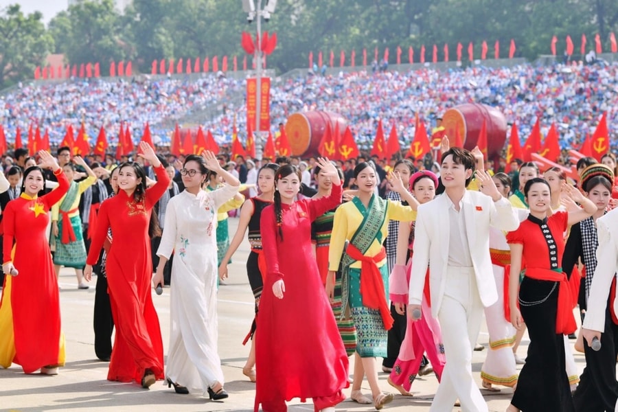 Bộ Chính trị chọn ngày 24/11 là “Ngày Văn hóa Việt Nam”, người lao động được nghỉ lễ