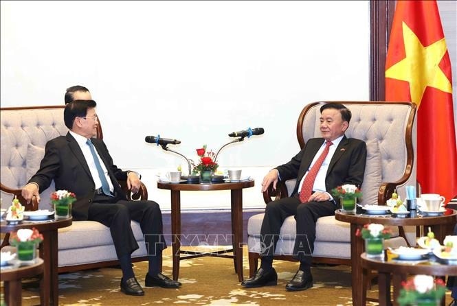 Thường trực Ban Bí thư Trần Cẩm Tú chủ trì lễ tiễn Tổng Bí thư, Chủ tịch nước Lào