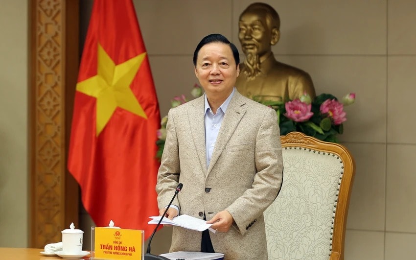 Siết quản lý xe khách giường nằm 2 tầng gắn với điều kiện hạ tầng giao thông