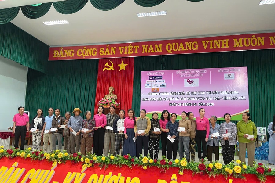 CLB Trái Tim Hồng - Hội Doanh nhân Sài Gòn thực hiện “Hành trình yêu thương” tại Phú Yên