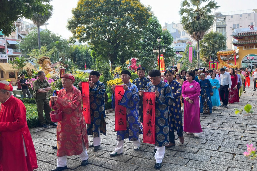 Lễ hội Khai hạ - Cầu an đầu năm mới tại Di tích Lăng Tả quân Lê Văn Duyệt