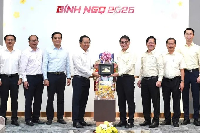 Chủ tịch UBND TP.HCM Nguyễn Văn Được thăm và làm việc với THACO nhân dịp Xuân Bính Ngọ 2026