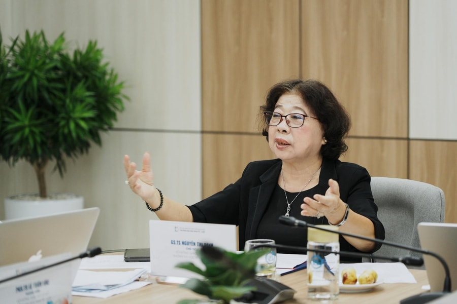 Vai trò tri thức, công nghệ và thể chế trong mô hình tăng trưởng và giải pháp thúc đẩy tăng trưởng hai con số cho TP.HCM trong bối cảnh mới