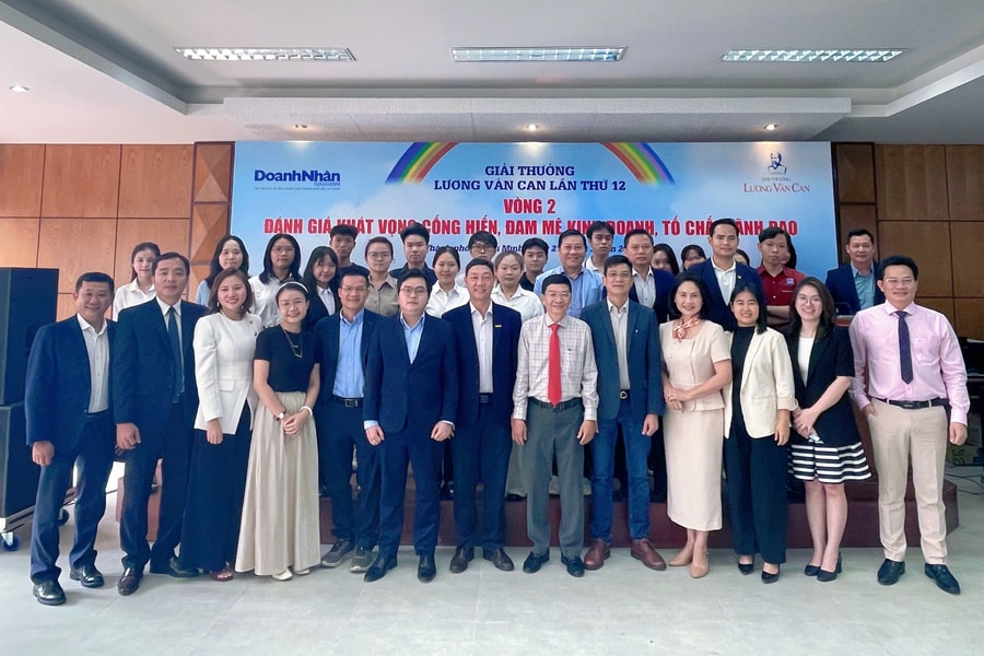 Sinh viên 38 trường trình bày ý tưởng, thể hiện tố chất lãnh đạo tại bán kết Giải thưởng Lương Văn Can