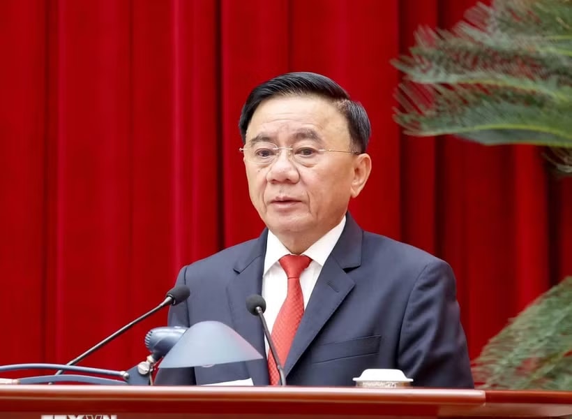 Thường trực Ban Bí thư Trần Cẩm Tú lên đường thăm chính thức Lào và Campuchia