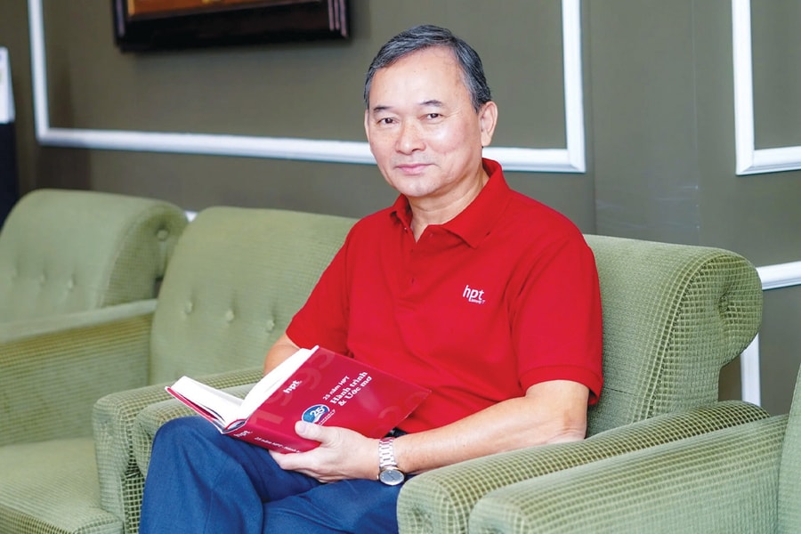 Ông Ngô Vi Đồng - Chủ tịch HĐQT Công ty CP Dịch vụ Công nghệ Tin học HPT, Chủ tịch Hội đồng Sách Doanh nhân: “Đọc sách để nghĩ khác và làm tốt hơn”