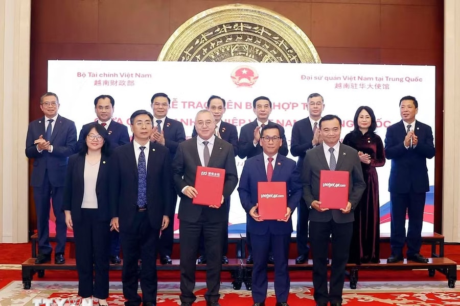 Doanh nghiệp Việt - Trung ký kết 10 thỏa thuận hợp tác mới