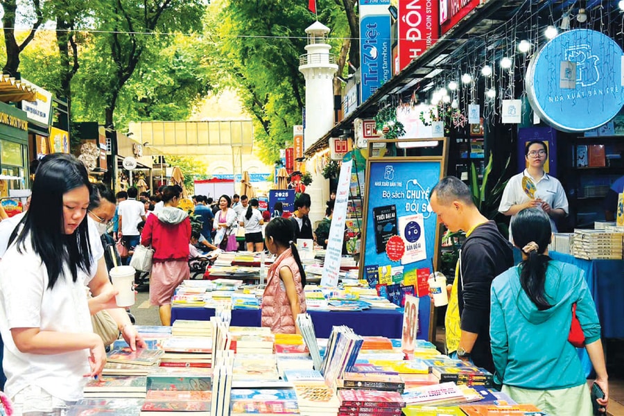 Phát triển văn hoá đọc tại doanh nghiệp TP.HCM: Những cách làm điển hình (Bài 10)