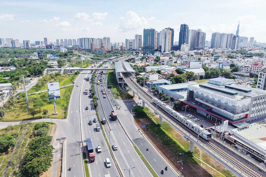 Bài toán "kéo - đẩy" cho giao thông công cộng TP.HCM (Bài 3)