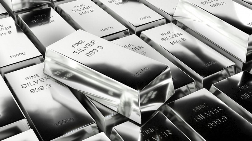 Giá bạc phục hồi nhờ áp lực lãi suất hạ nhiệt