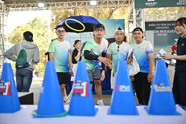 Trước giờ khai màn VnExpress Marathon, runner và du khách nói gì về Vinhomes Green Paradise?
