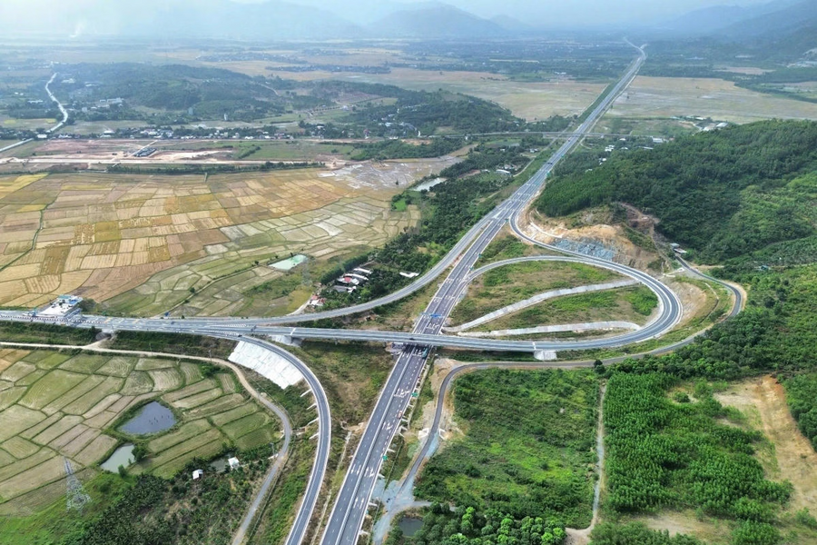 Thông qua kế hoạch đầu tư công trung hạn giai đoạn 2026 - 2030