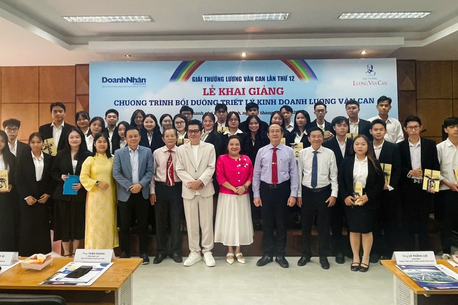 Khai giảng Chương trình Bồi dưỡng triết lý kinh doanh Lương Văn Can 2026