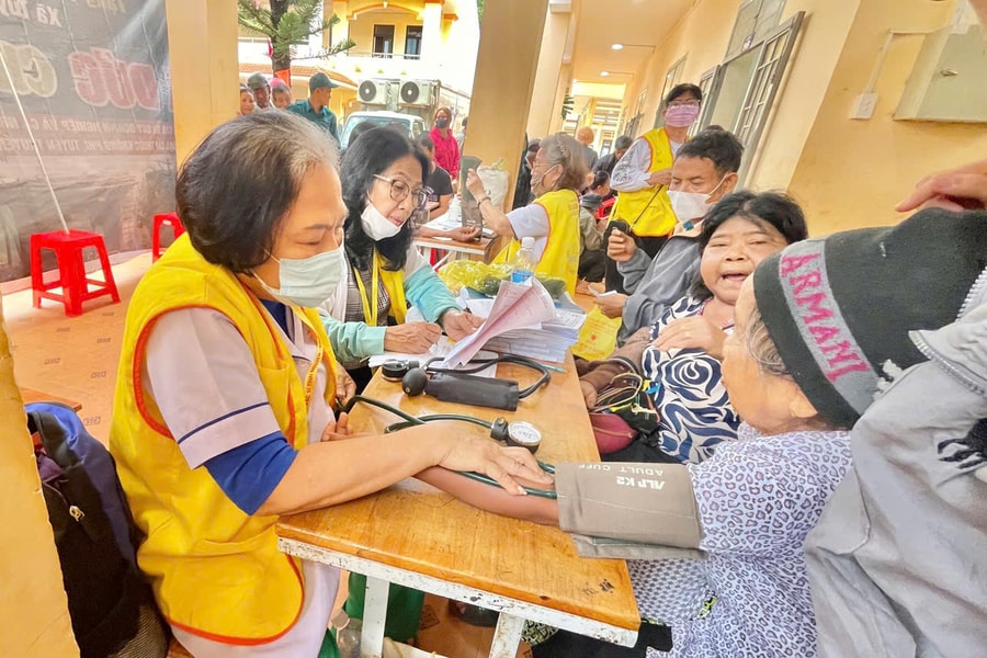“Sắc vàng về Truông Mít” - Hành trình gieo mầm yêu thương vì sức khỏe cộng đồng