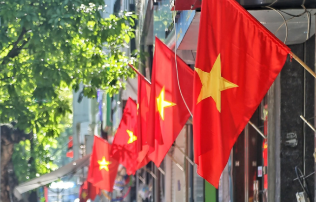 Bộ Nội vụ đề xuất bổ sung thêm một ngày nghỉ lễ hưởng nguyên lương