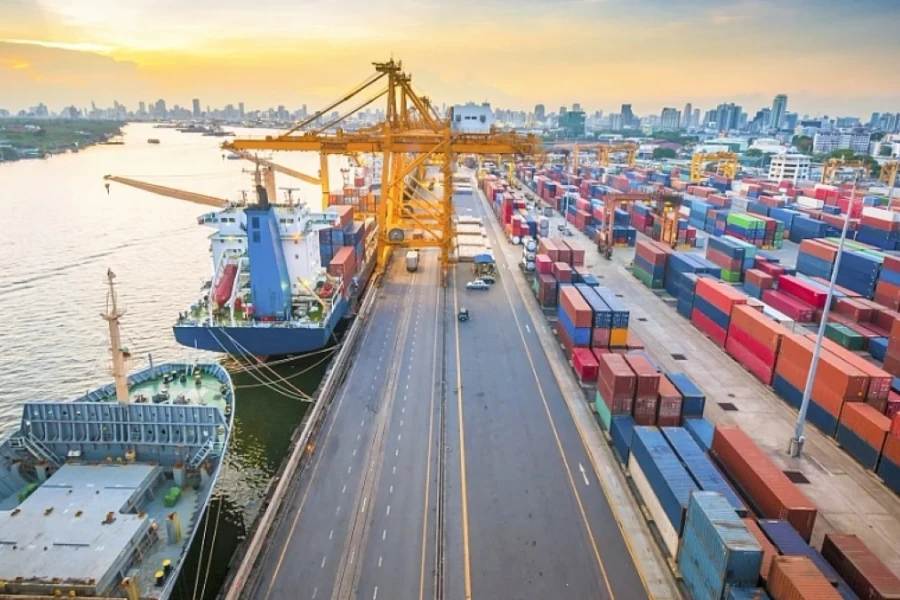 TP.HCM miễn phí hạ tầng cảng biển trong 3 năm