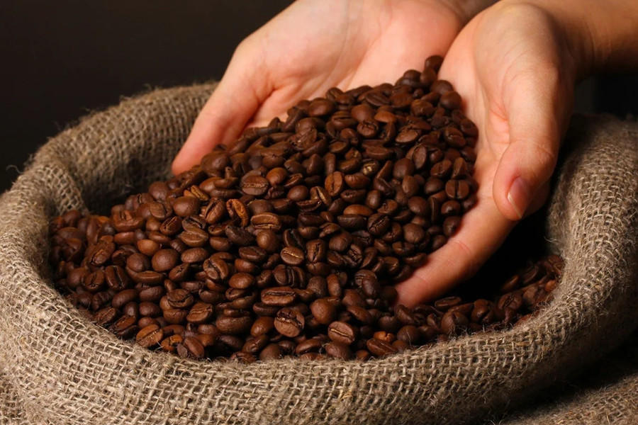 Giá cà phê thế giới phân hóa, Robusta giữ đà tăng