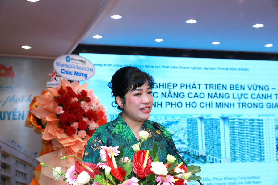 "Không đổi cách vận hành, doanh nghiệp sẽ đi sau khu vực công"