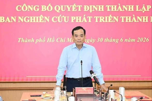 Bí thư Thành ủy Trần Lưu Quang làm Trưởng Ban Nghiên cứu phát triển TP.HCM